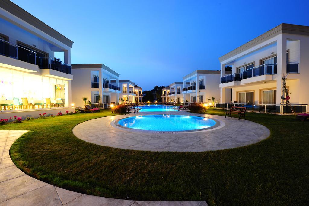 Delita Suite Hotel Turkbuku Golturkbuku Exterior foto